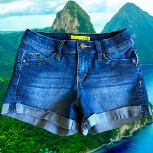 YMI WannaBettaButt Jean Shorts